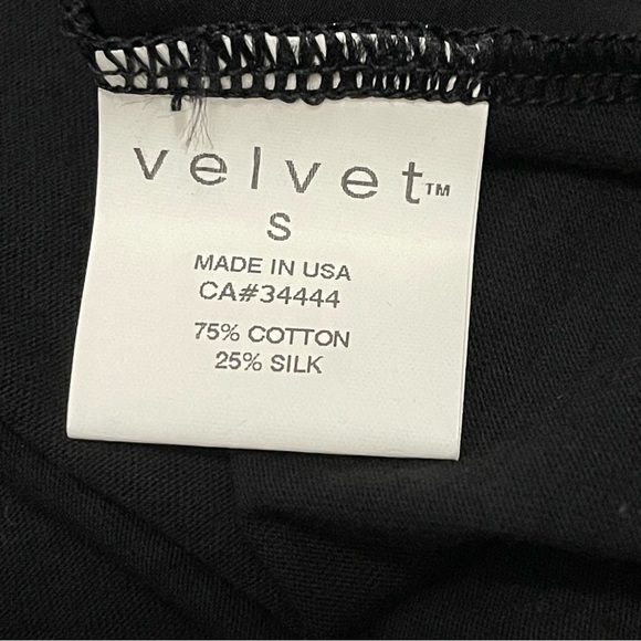 Velvet Black Sleeveless Tank Laser cut Top Size Small - Picture 5 of 9